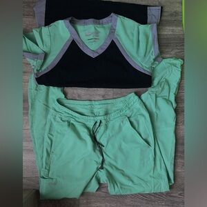 Greys anatomy scrub set.